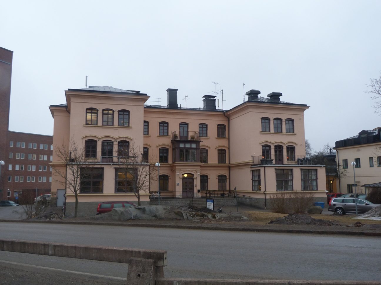 Karolinska%20Institutet%20Solna%20Campus%2C%20Stockholm%20-%2004.JPG